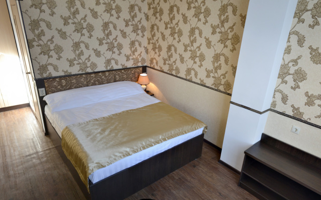 Отель Эстет