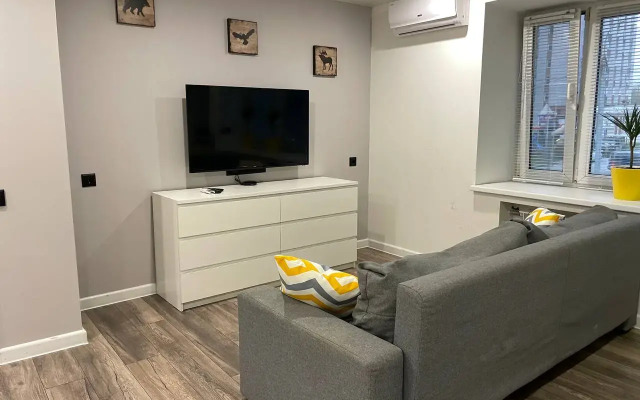 Prostornaya Yevrodvushka Flat