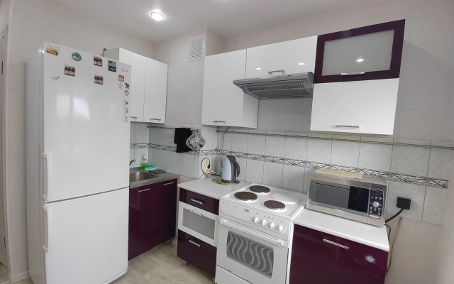 Квартира возле ТРЦ Плазма с лифтом и балконом