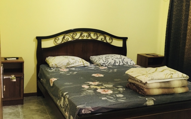 Baza Mango Guest House