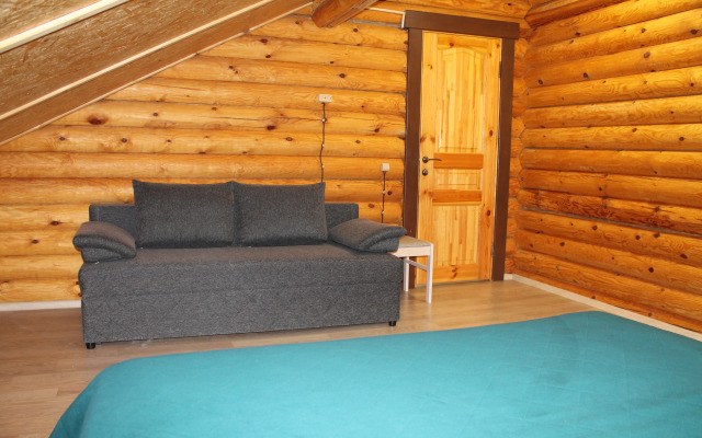 Lyubyatovo 3 km Ot Centra S Banej Na Drovah Guest House