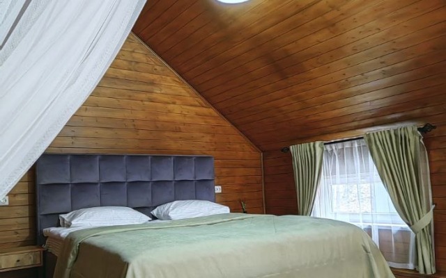 Шале Aishah House 1