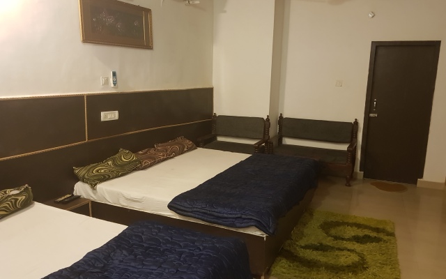 Host Hotel