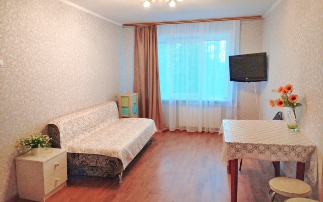 Novo-Sadovaya 42 Apartments