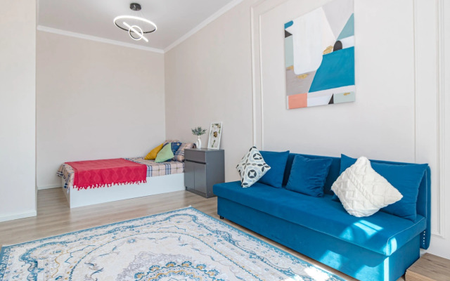 Svetlye I Uyutnye S Dopolnitelnym Spalnym Mestom Apartments