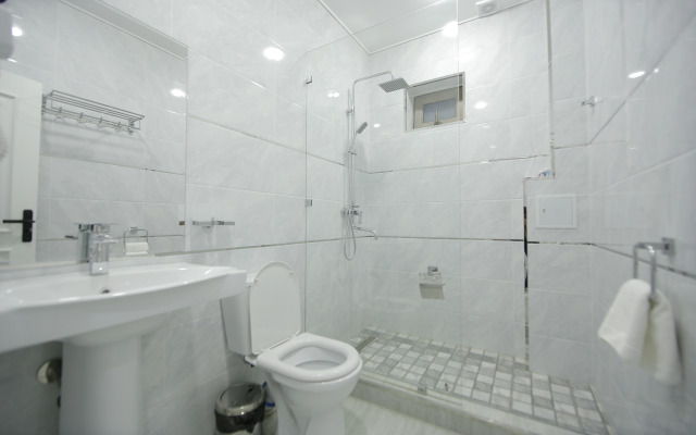 Отель Zehra Premium