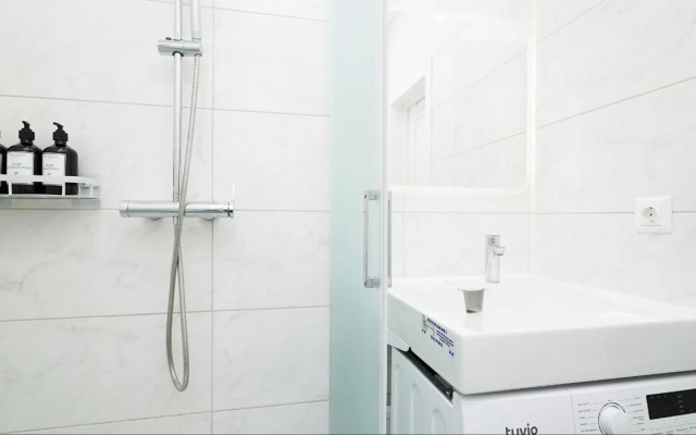 Квартира СтудияХаус Рядом с Медицинскими Учреждениями