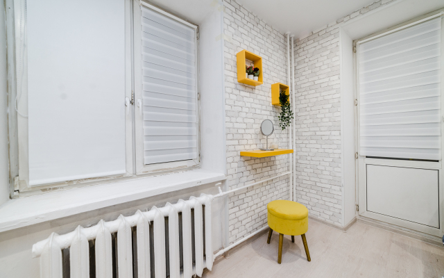 Na Ulitse Malaya Filevskaya Flat