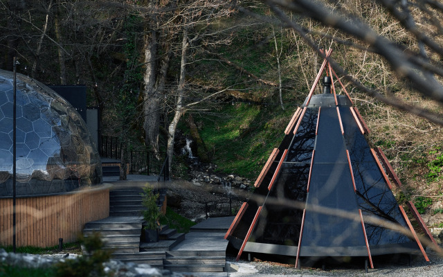 Отель Загородный отель Pine River Красная Поляна