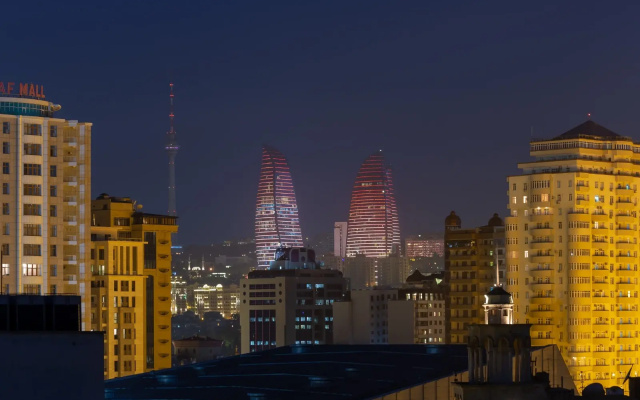 Diplomat Baku