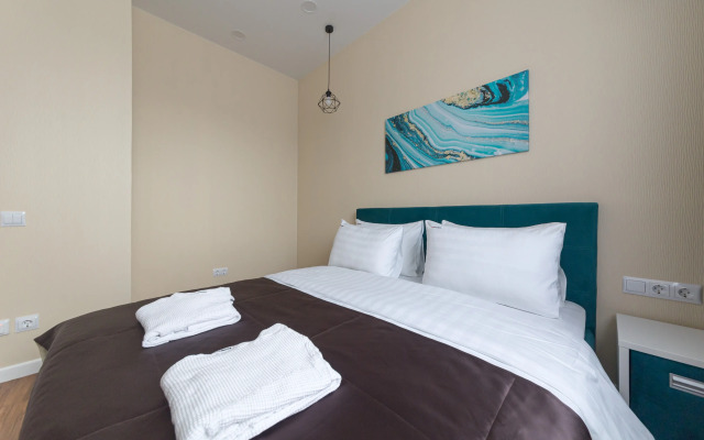 Red Apartments Art Layt Klimt Apartments