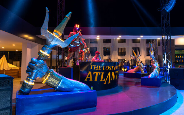 Saint Star Kemer - Adult Only +16