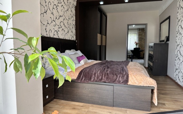 Квартира Уютная с Видом на Гору Тарки-Тау