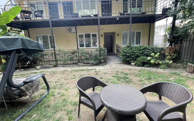 2-Kh Komnatnaya v Tsentre Goroda Flat