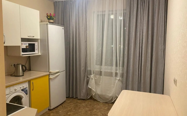 Апартаменты на улице Энтузиастов 25