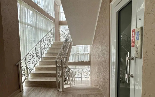 Melis Guest House