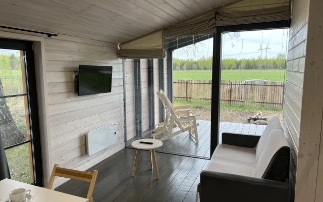 Chastny Dom Landikvillage Guest house