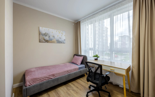 Flat Uyutnaya Kvartira S 3 Spalnyami Flat
