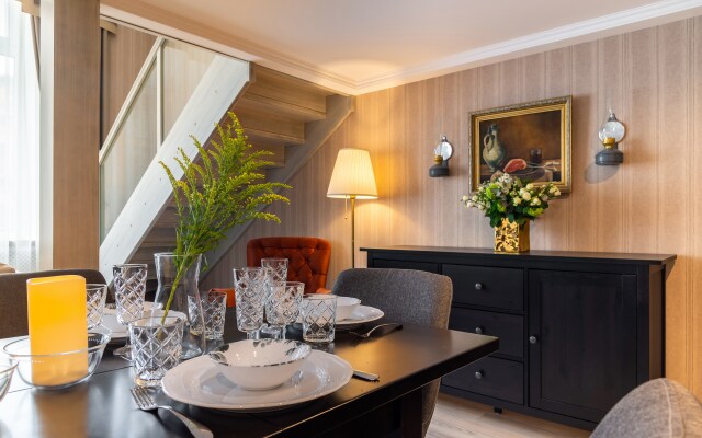 Апартаменты D на Чайковского с тремя спальнями №1