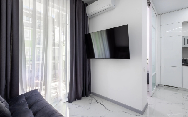 Artlayt Okolo Morya Apartments