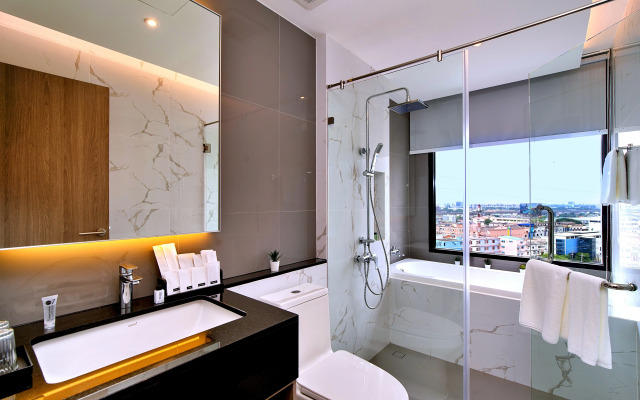 Thaya Hotel Bangkok