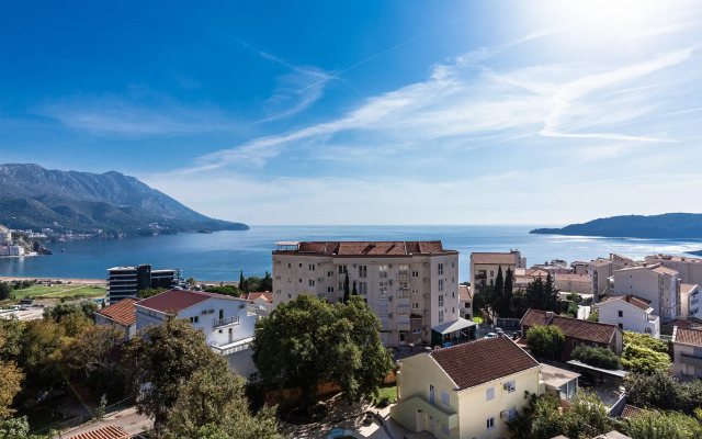 Tre Group Apartments