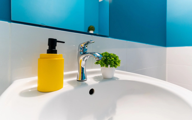 Апартаменты Stepanenkov Двухкомнатные с балконом на Колмогорова 73/4