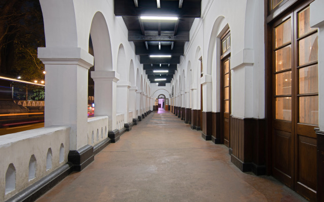 Queens Kandy - 160 Years of Heritage & Luxury Hotel