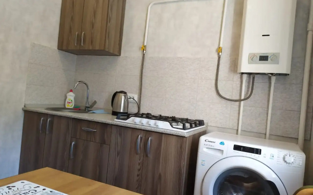 Prosvescheniya 106A Flat
