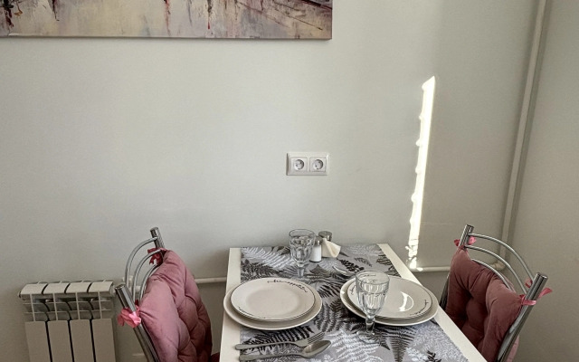 Yarkaya U Parka Shveytsariya Flat