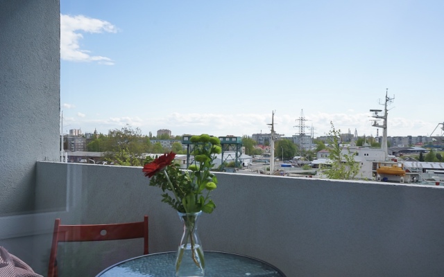 Апартаменты Баграмяна 22