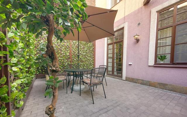 Na Bolshom prospekte 2 Apartments