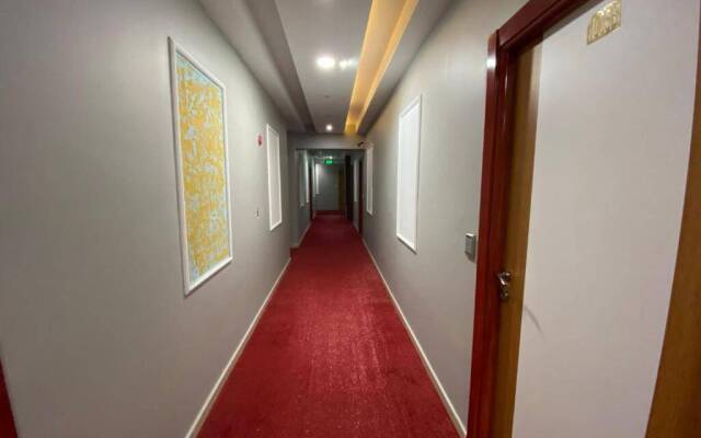 Big Life Hotel
