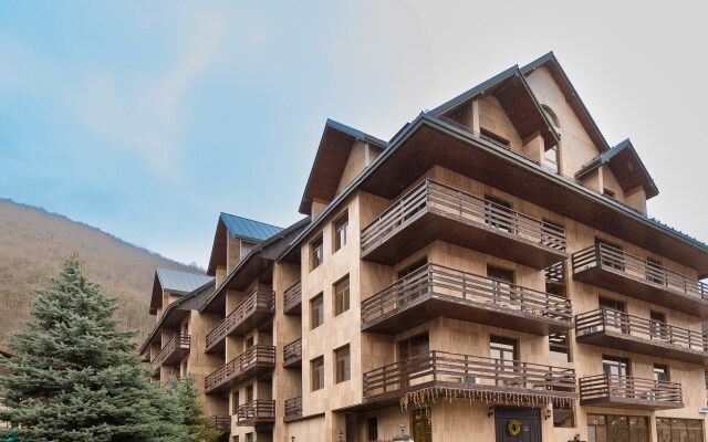 Apartamenty RED APARTMENTS Gornaya Rezidentsiya Aibga