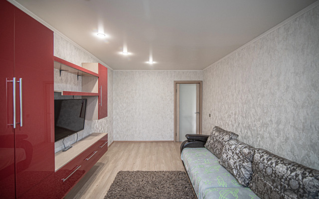 U oblastnoy bolnitsy na 4 cheloveka Flat