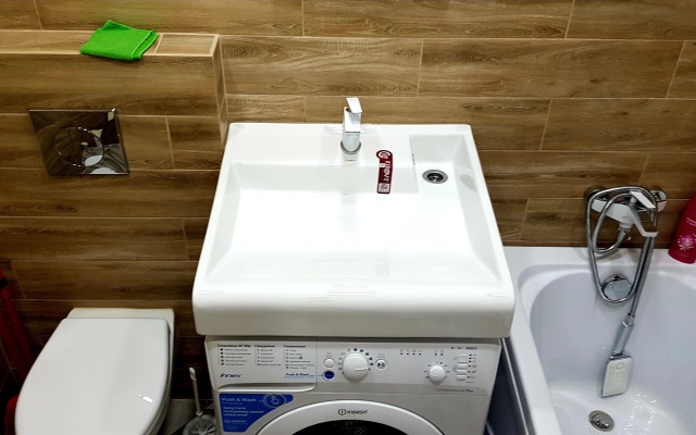 Apartamenty na prospekte Pritomskiy  25/2 Flat