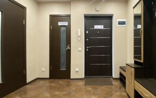 Semya ryadom s Sheremetyevo Flat