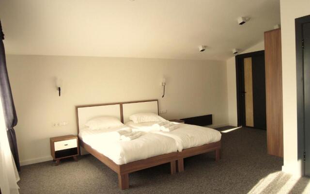 78 Kafe Hotel