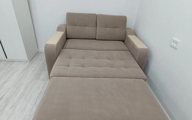 Ryadom S Mikrokhirurgiey Glaza Flat