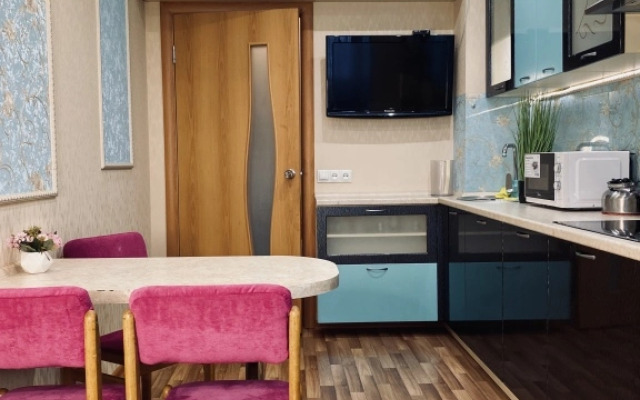 Апартаменты Холмогорская 4Г