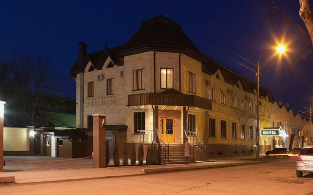 Rus Hotel