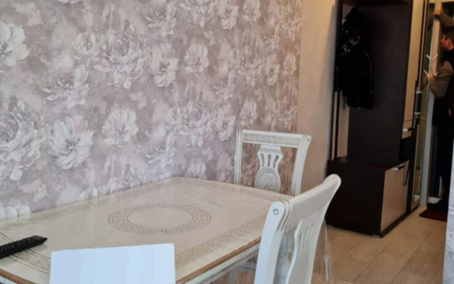 Na Ulitse Kuryzhova 30 (325) Flat