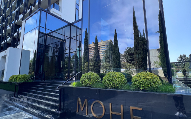 Dvukhurovnevye s basseynom Apartments