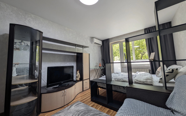Svetlaya Ryadom s Tsentrom Goroda Flat