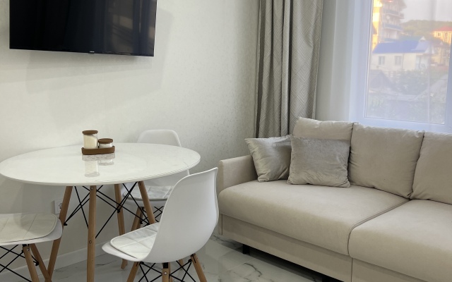 Uyutniye S Novym Remontom Apartments