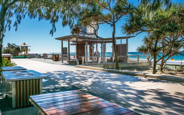 Upscale In Surfers Paradise Apartments