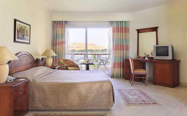 Отель Tolip Aswan Hotel
