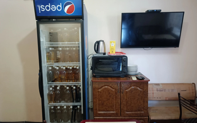 LenArt Guest house