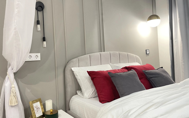 Апартаменты RemiAparts дизайнерская студия с ванной для 3-х гостей