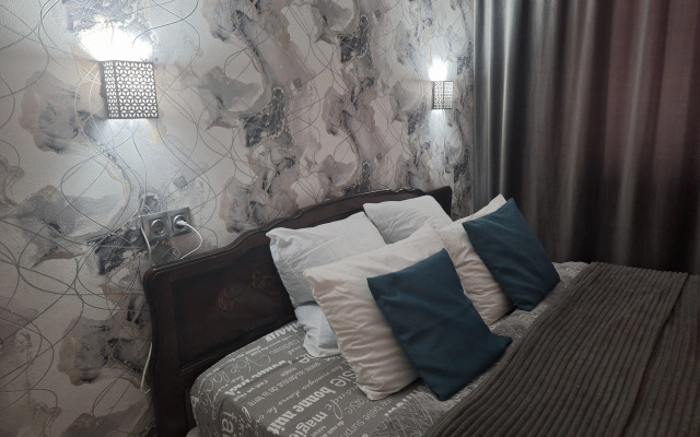 S Individualnym Parkovochnym Mestom, Bataysk Flat